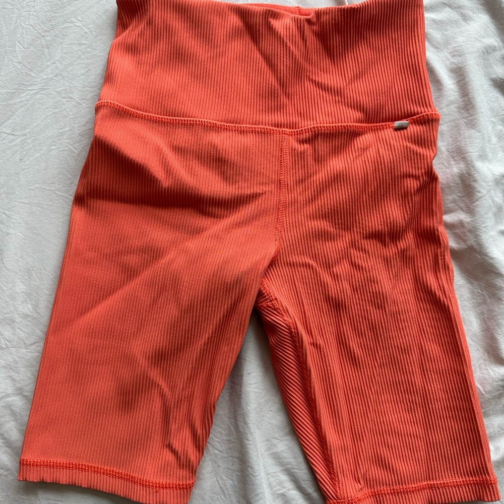 Athleta Women's Vibrant Orange Ribbed Bike Shorts